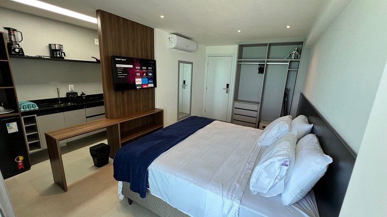Studios Premium RN 8 Xll